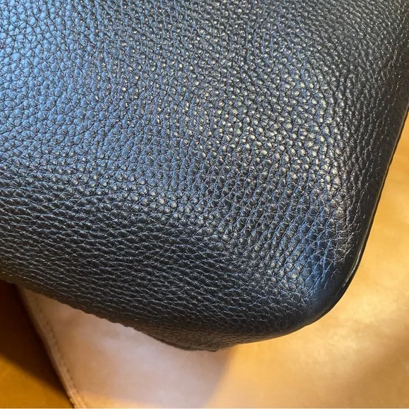 Tory Burch leather tote! - Picture 8 of 10